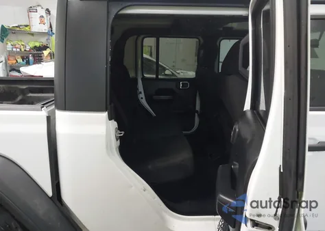 2020 Jeep Gladiator Sport 4X4 z USA, uszkodzony, nr VIN 1C6HJTAG3LL143841